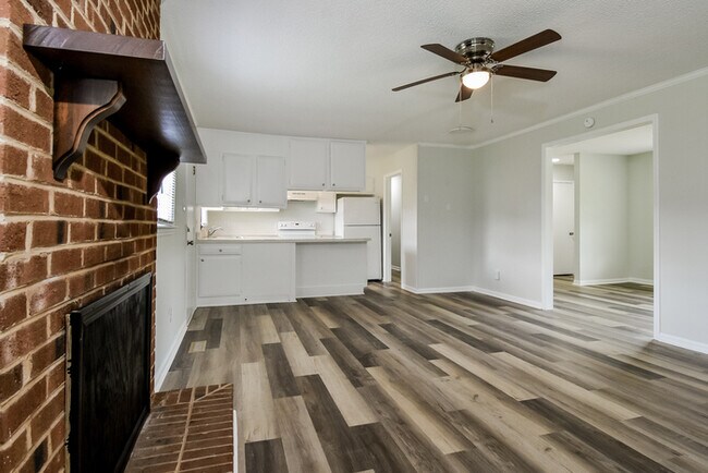 Photo - 4604 Honey Dew Dr