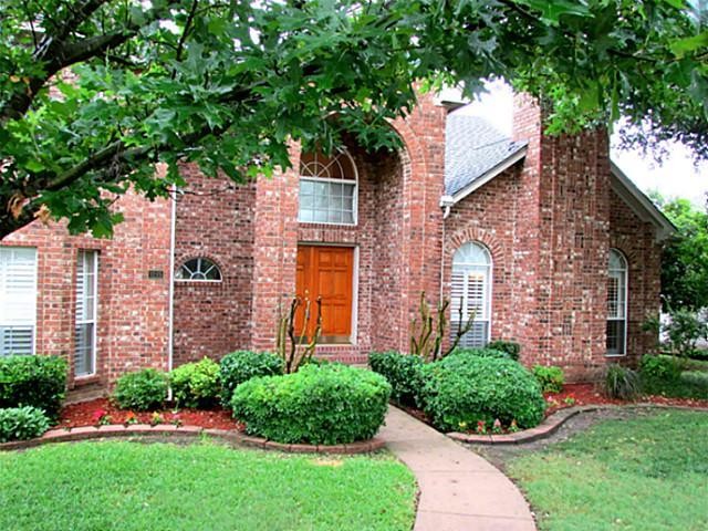 Photo - 1215 Spring Creek Dr House
