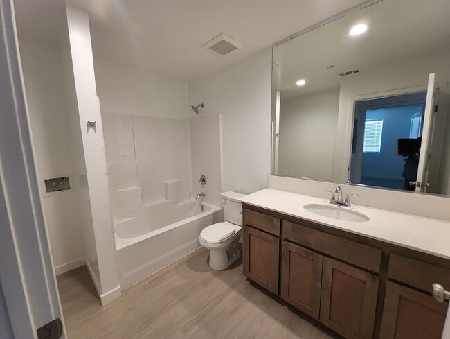 Photo - 7308 Erskineville Dr Unit 7308 Erskineville  C