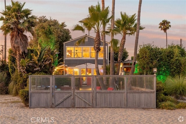 Building Photo - 5102 E Ocean Blvd Rental