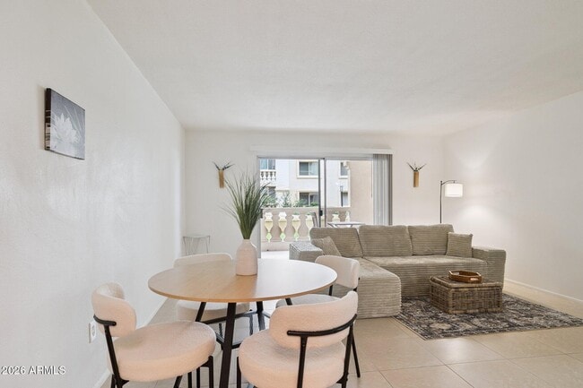 Photo - 7950 E Camelback Rd Unit 107