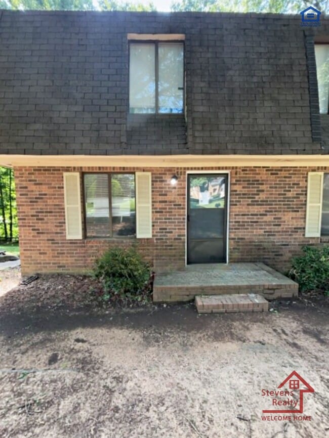 Building Photo - 105 Bybee Dr Rental