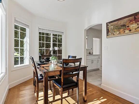 Photo - 942 Talbart St