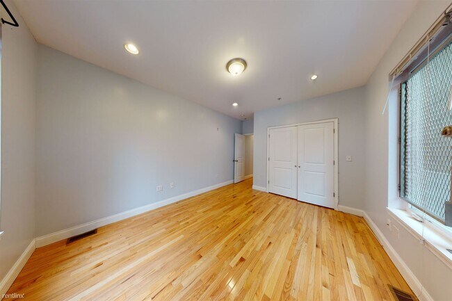 Photo - 4 br, 3 bath Triplex - 1846 N 17TH ST Unit 1 Unit 1