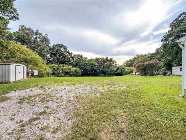 Photo - 504 Turner Ave