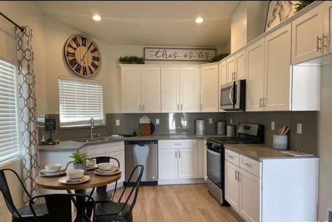 Photo - 4304 Sun Orchard Dr