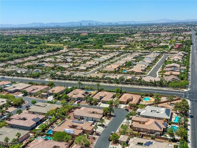 Photo - 7286 Mt Kearsarge St