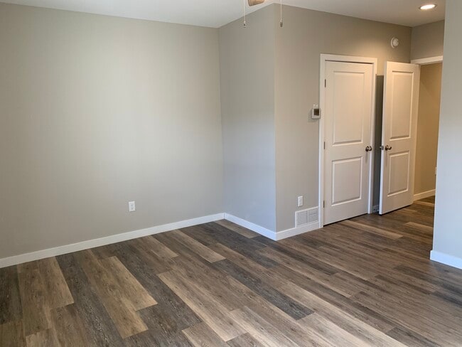 Photo - Staunton Townhomes 201-214