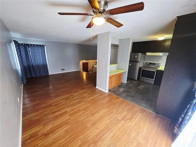 Photo - 8423 Brunswick Ave N