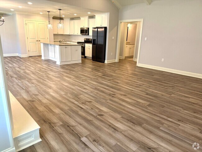 Building Photo - Wonderful 4 bedroom home