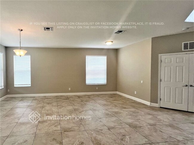 Photo - 481 Dagama Dr