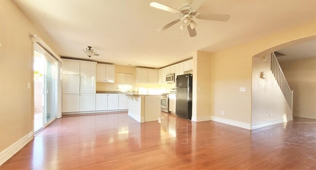 Photo - 229 Fairway Woods Dr