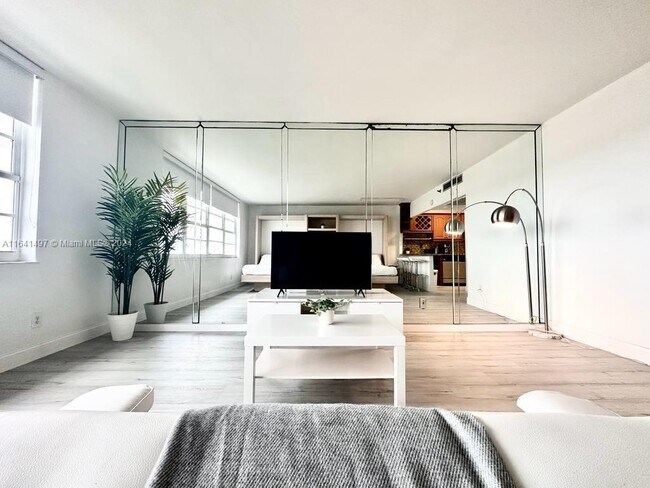 Photo - 100 Lincoln Rd Unit 1032