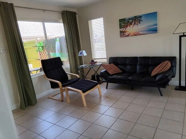 Photo - RED8247 Unit Apt A