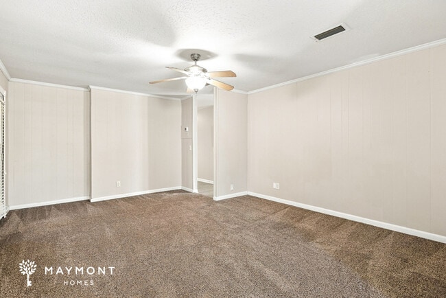 2389 Grace Ln