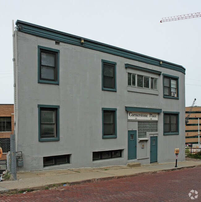 Photo - 22 Crescent St. NE