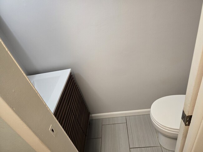 Photo - 2571 Kingstowne Dr