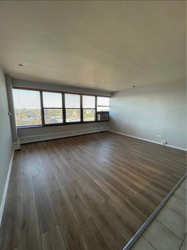 6030 N Sheridan Rd Unit 1003