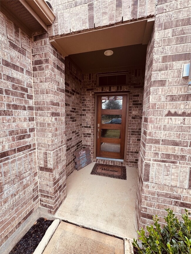 Photo - 28614 Hannahs Harbor Ln