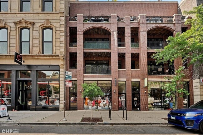 Photo - 1035 W Madison St Condo Unit 2