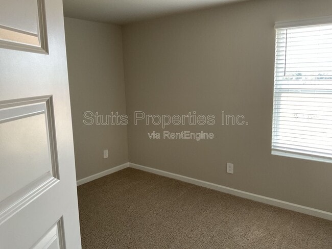 Photo - 320 Skykomish Rd