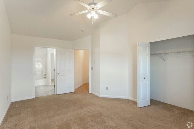 Photo - 4180 Pine Dr