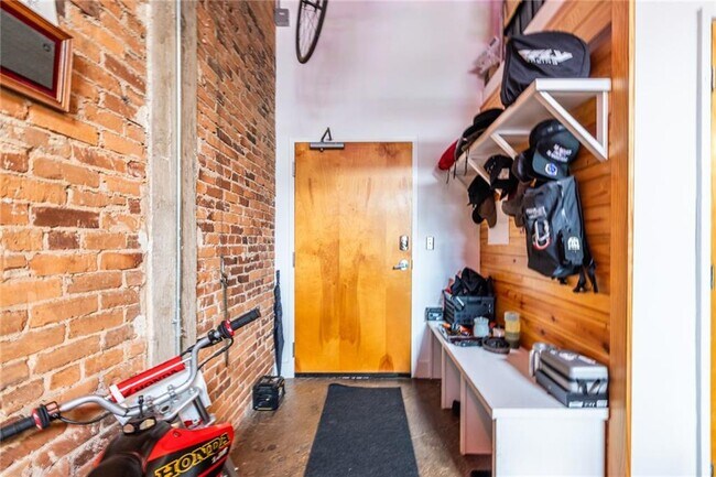 Photo - 659 Auburn Ave NE Unit 217