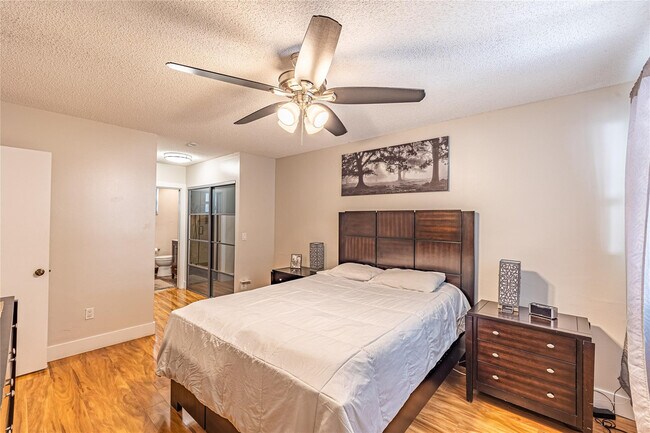 Photo - 9871 NW 2nd Ct