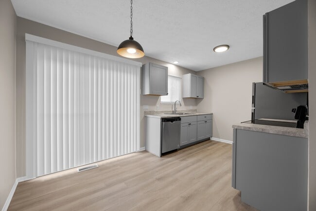 Photo - Hyde Park Townhomes