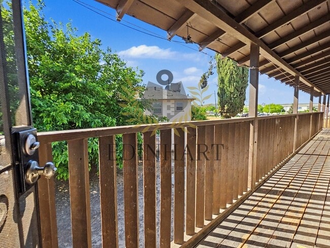 Photo - 1916 E Hunter Ave