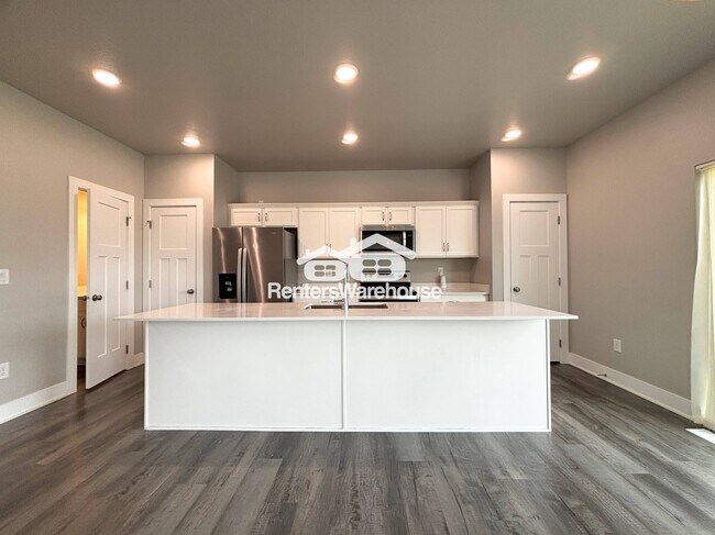 Photo - 15231 Deerview Dr