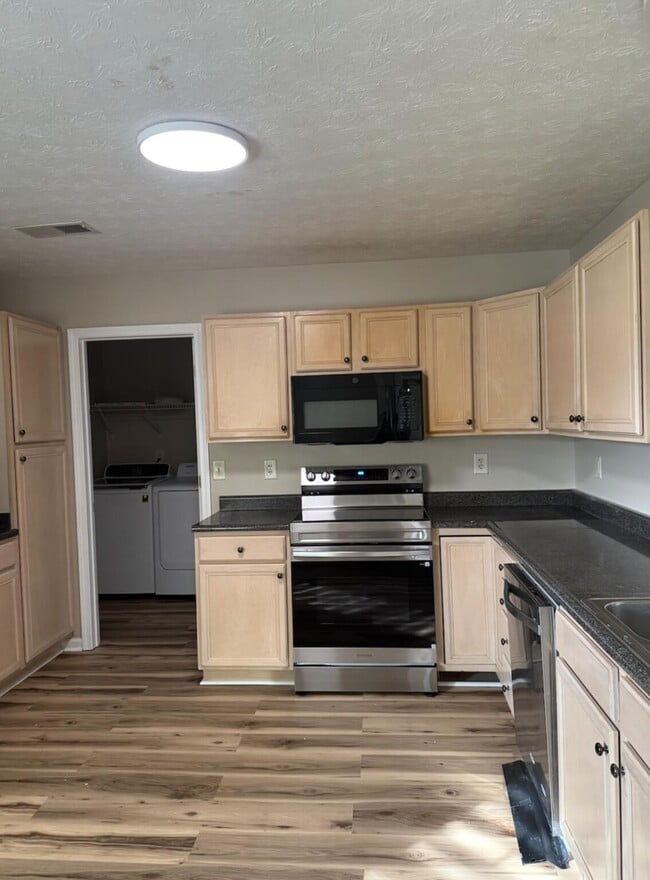 Photo - 2116 Allegheny Way