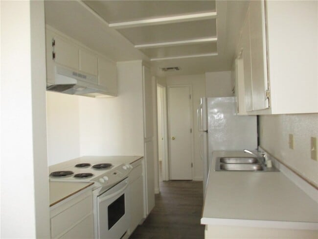 Photo - 5080 La Calzada