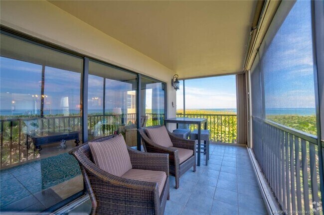 Building Photo - 2491 NE Ocean Blvd Unit 103 Rental