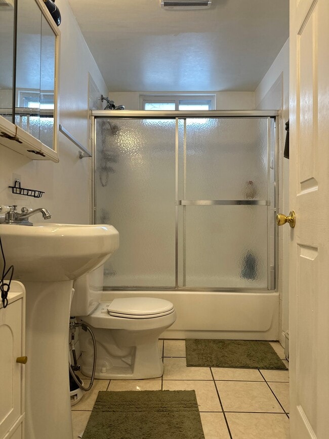 Photo - 27 Brackett St Unidad 27 Brackett St