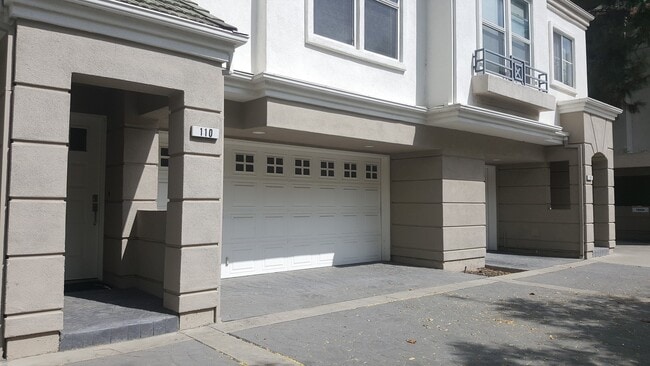 Photo - Rare Villagio 2 level townhome with garage and balcony, plus Den