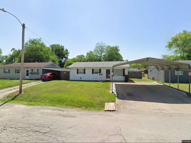 Building Photo - 1107 St Margaret Dr