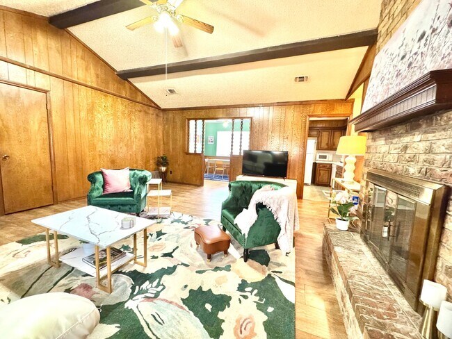 Photo - 4409 75th Dr Unidad A - MTR