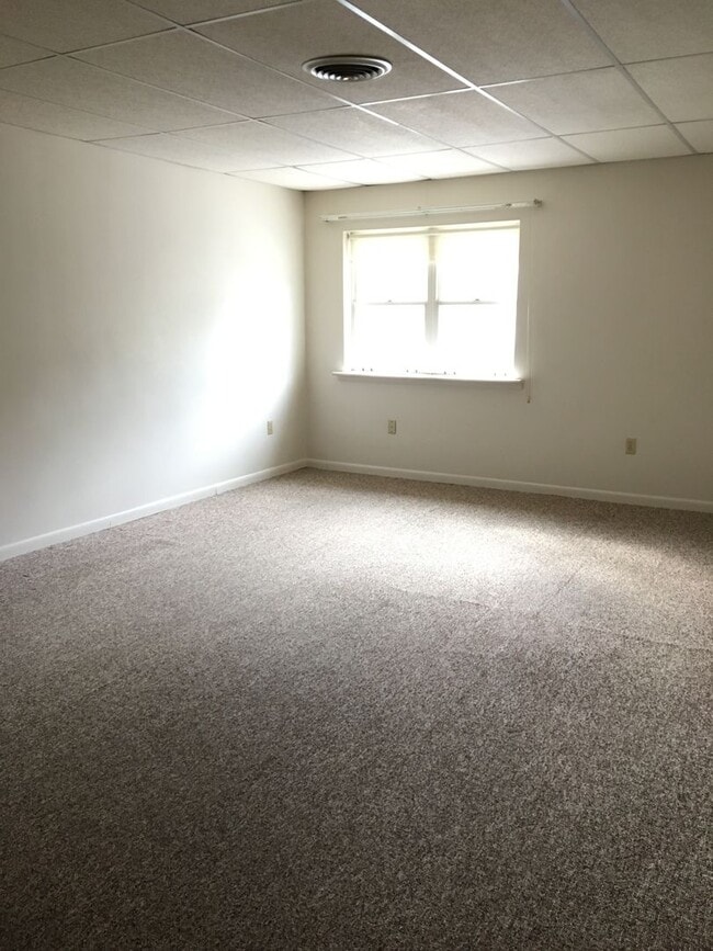 Photo - 613 W Broadway Unit Apt. 2