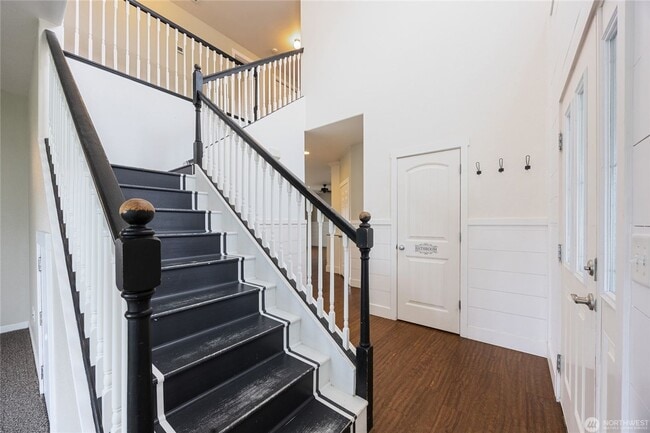 Photo - 4 bed, 3.5 bath home in cul-de-sac