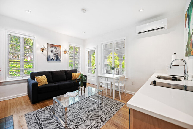 Building Photo - 36 Phoenetia Ave Rental