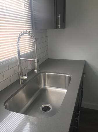 Photo - Evans Apartments