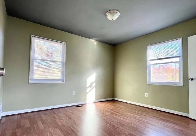 Photo - 338 Brightseat Rd