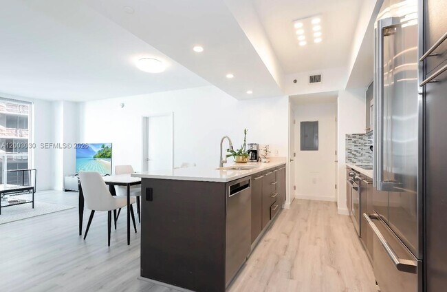 Photo - 55 SE 6th St Unit 3403