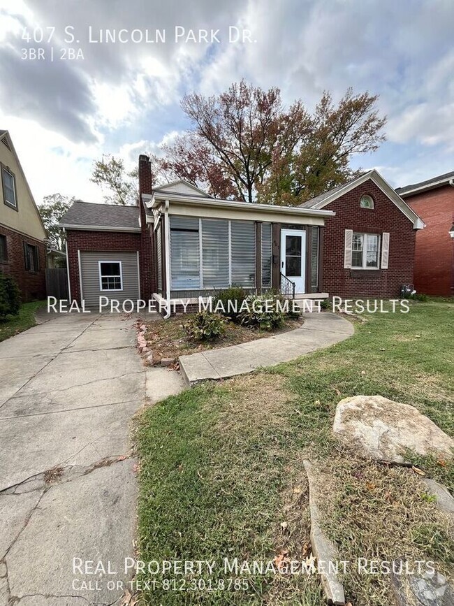 Building Photo - 3 Bedroom, 2 Bathroom East Side Rental