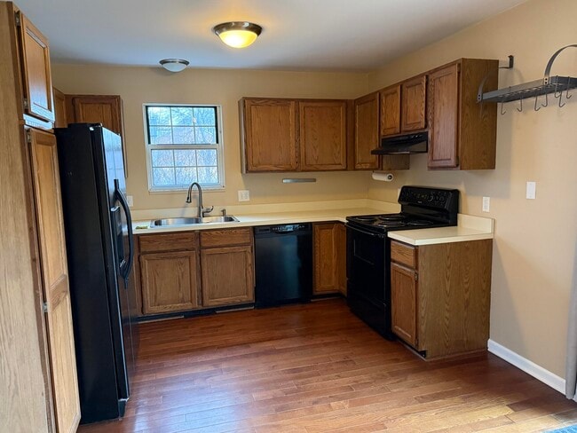 Photo - 3496 Burbank Dr