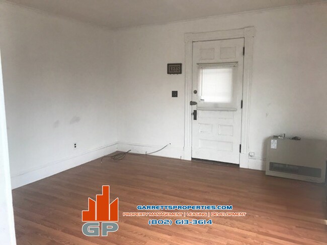 Building Photo - 78 Elm St Unit 4