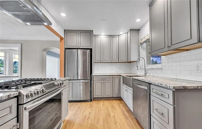 Photo - 3BD, 3BA Home Near Central Park with Bonus Casita