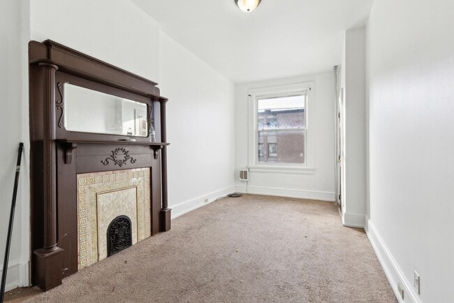 Photo - 443 N 10th St Unidad Apartment 1