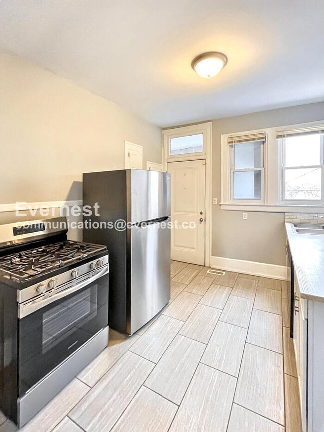 Photo - 9429 Brush St Unit 1B